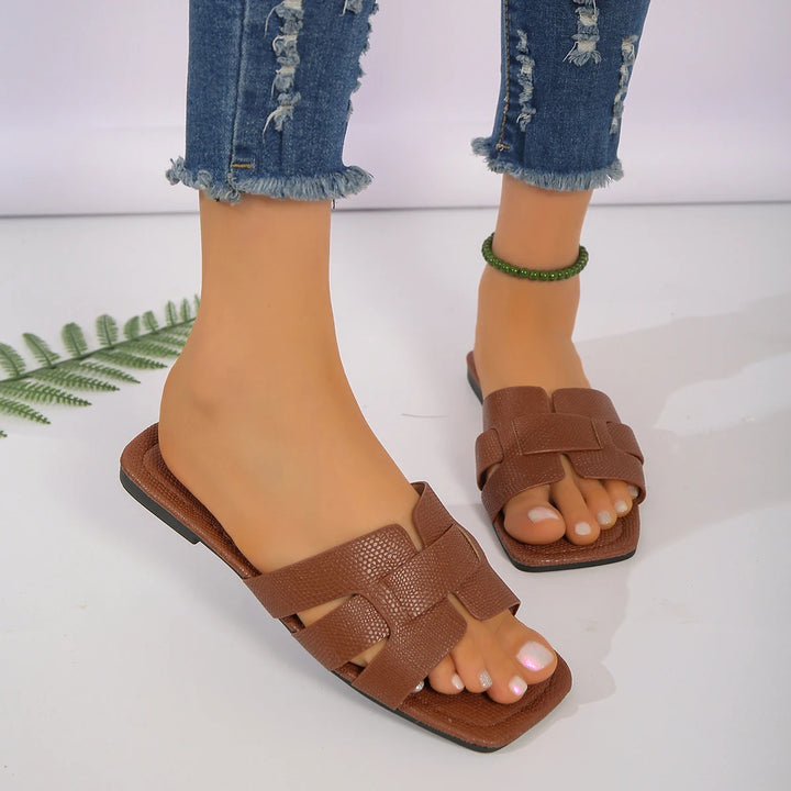 Chic Gladiator Flat Sandals for Women